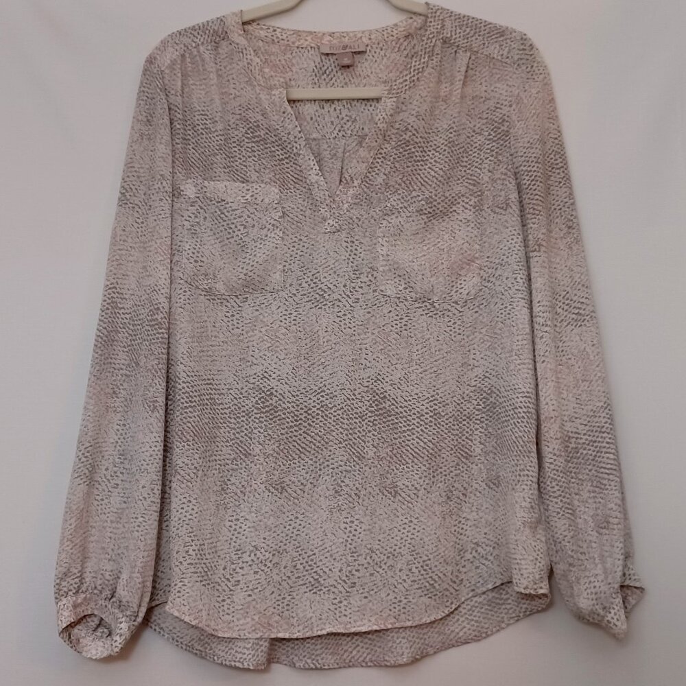 Women's Long Sleeve Lightweight Sheer V-Neck Grey & Pink Snakeskin Print Medium